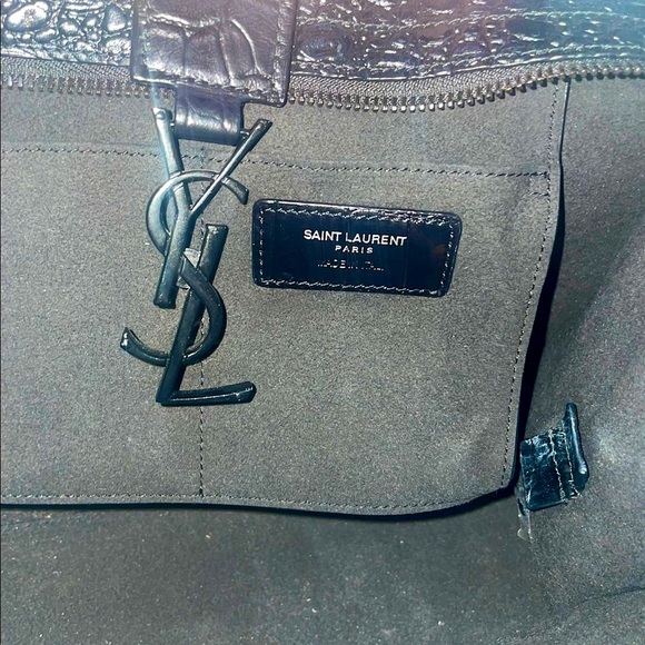 Saint Laurent Crocodile Caba Embossed Leather bag - Picture 6 of 7